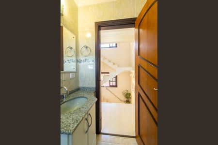 Casa para alugar com 350m², 3 quartos e 5 vagas Casa para alugar com 350m², 3 quartos e 5 vagasBanheiro Social