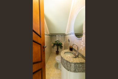 Casa para alugar com 350m², 3 quartos e 5 vagas Casa para alugar com 350m², 3 quartos e 5 vagasLavabo