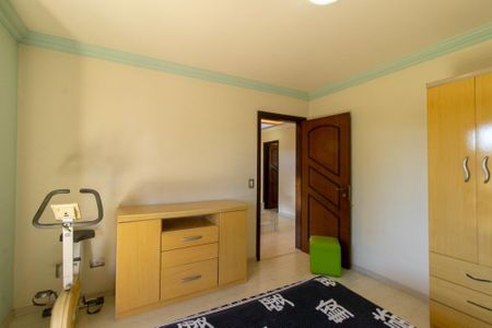Casa para alugar com 350m², 3 quartos e 5 vagas Casa para alugar com 350m², 3 quartos e 5 vagasQuarto 2