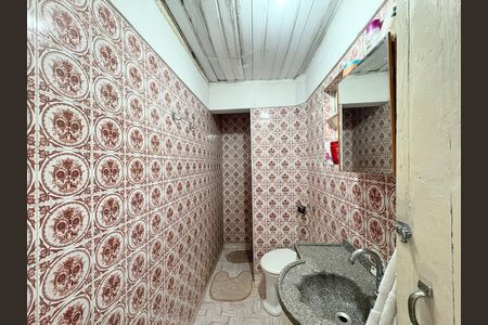 Casa à venda com 284m², 2 quartos e 3 vagas Casa à venda com 284m², 2 quartos e 3 vagasBanheiro