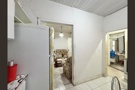 Casa à venda com 284m², 2 quartos e 3 vagas Casa à venda com 284m², 2 quartos e 3 vagasCozinha