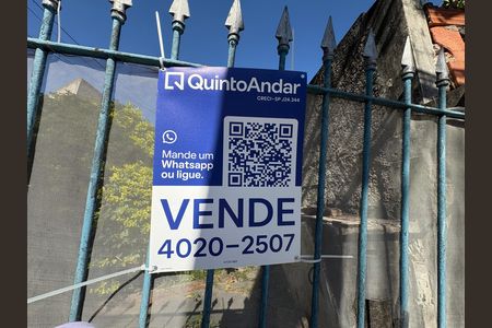 Casa à venda com 284m², 2 quartos e 3 vagas Casa à venda com 284m², 2 quartos e 3 vagasPlaca