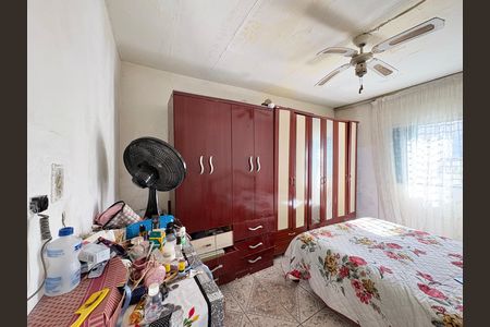 Casa à venda com 284m², 2 quartos e 3 vagas Casa à venda com 284m², 2 quartos e 3 vagasQuarto 2