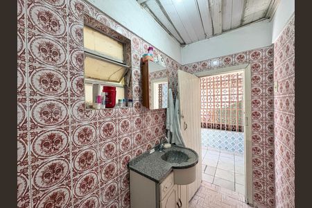 Casa à venda com 284m², 2 quartos e 3 vagas Casa à venda com 284m², 2 quartos e 3 vagasBanheiro