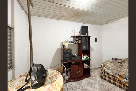 Casa à venda com 284m², 2 quartos e 3 vagas Casa à venda com 284m², 2 quartos e 3 vagasQuarto 1