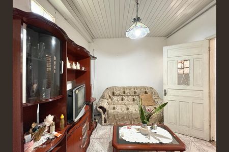 Casa à venda com 284m², 2 quartos e 3 vagas Casa à venda com 284m², 2 quartos e 3 vagasSala