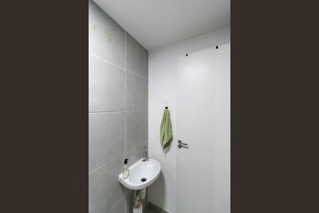 Apartamento para alugar com 37m², 2 quartos e sem vaga Apartamento para alugar com 37m², 2 quartos e sem vagaBanheiro