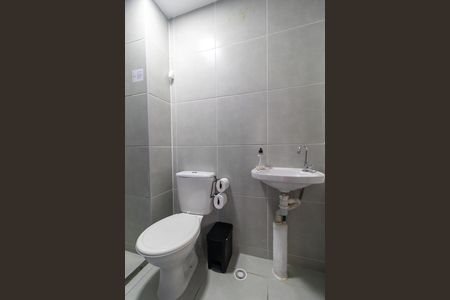 Apartamento para alugar com 37m², 2 quartos e sem vaga Apartamento para alugar com 37m², 2 quartos e sem vagaBanheiro