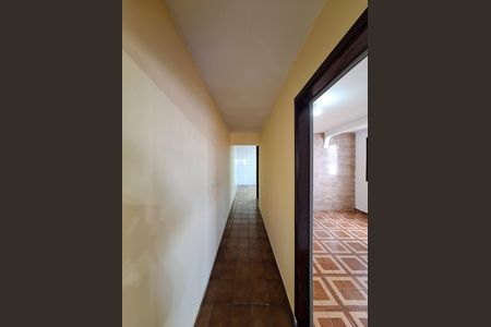 Corredor de casa para alugar com 3 quartos, 230m² em Vila Roque, São Paulo