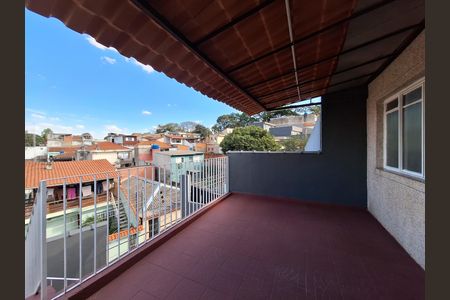 Varanda de casa para alugar com 3 quartos, 230m² em Vila Roque, São Paulo