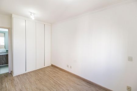 Apartamento para alugar com 68m², 2 quartos e 1 vaga Apartamento para alugar com 68m², 2 quartos e 1 vagaSuíte
