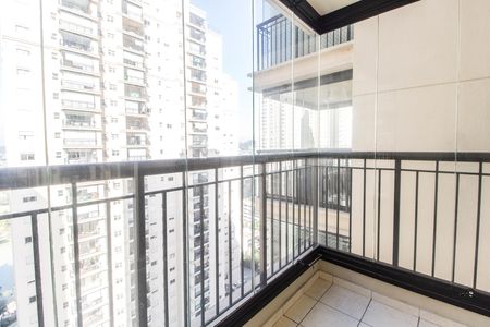 Apartamento para alugar com 68m², 2 quartos e 1 vaga Apartamento para alugar com 68m², 2 quartos e 1 vagaVaranda