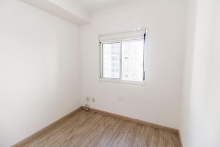 Quarto 2 de apartamento para alugar com 2 quartos, 68m² em Jardim Tupanci, Barueri