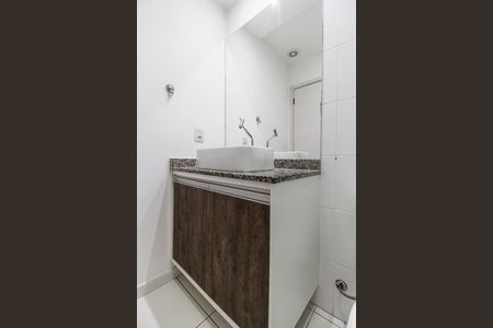 Apartamento para alugar com 68m², 2 quartos e 1 vaga Apartamento para alugar com 68m², 2 quartos e 1 vagaBanheiro