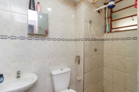 Apartamento à venda com 78m², 2 quartos e 1 vaga Apartamento à venda com 78m², 2 quartos e 1 vagaBanheiro