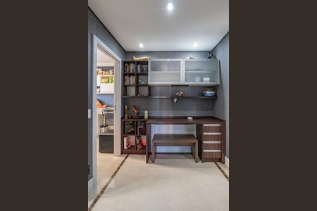 Apartamento à venda com 117m², 3 quartos e 2 vagasEscritório