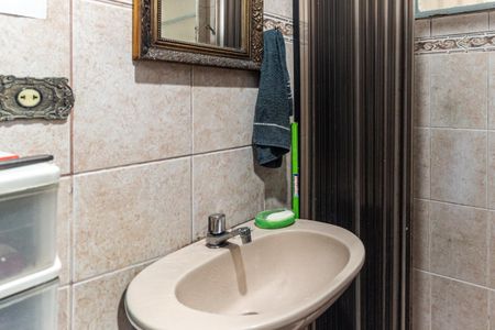 Banheiro de apartamento para alugar com 1 quarto, 30m² em Vila Buarque, São Paulo