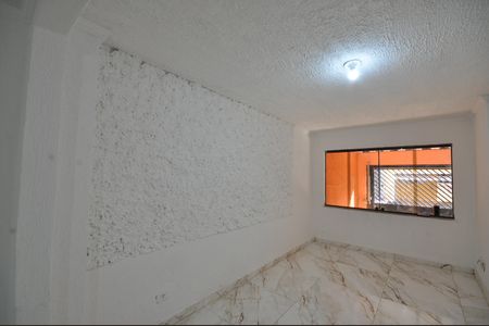Sala de casa para alugar com 3 quartos, 160m² em Vila Nelson, São Paulo