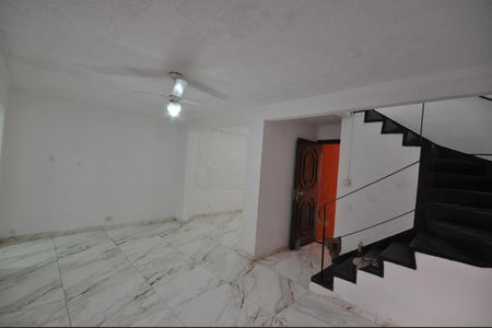 Casa para alugar com 3 quartos, 160m² em Vila Nelson, São Paulo