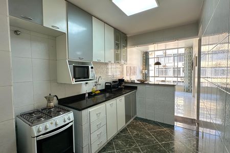 Apartamento para alugar com 100m², 2 quartos e sem vaga