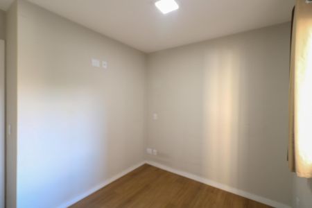 Quarto 2 de apartamento para alugar com 2 quartos, 46m² em Campanário, Diadema