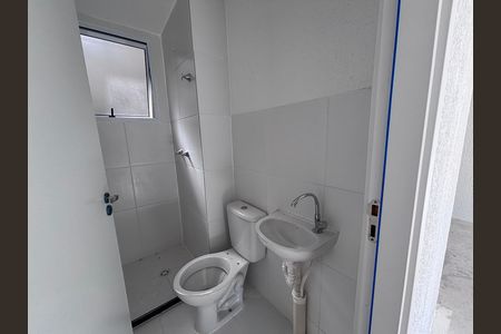 Apartamento para alugar com 45m², 2 quartos e 1 vaga Apartamento para alugar com 45m², 2 quartos e 1 vagaBanheiro