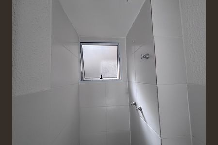 Apartamento para alugar com 45m², 2 quartos e 1 vaga Apartamento para alugar com 45m², 2 quartos e 1 vagaBanheiro