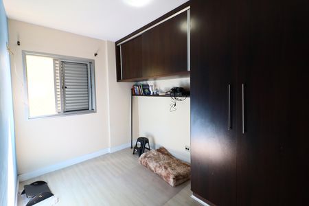 Quarto 2 de apartamento para alugar com 2 quartos, 63m² em Jaguaribe, Osasco