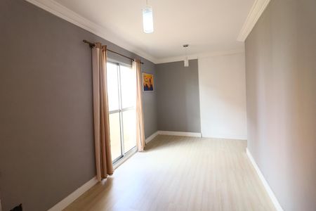Sala de apartamento para alugar com 2 quartos, 63m² em Jaguaribe, Osasco