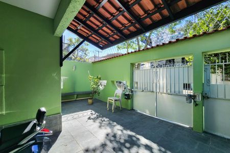 Garagem  de casa para alugar com 2 quartos, 175m² em Vila Isabel, Rio de Janeiro