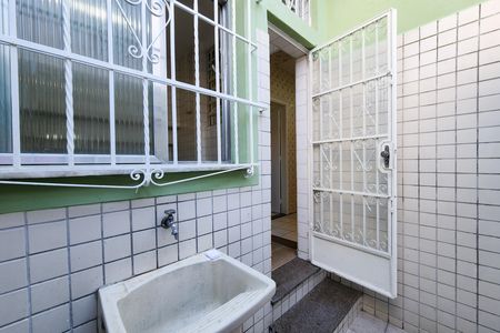 Casa para alugar com 175m², 2 quartos e 1 vaga Casa para alugar com 175m², 2 quartos e 1 vagaÁrea de Serviço