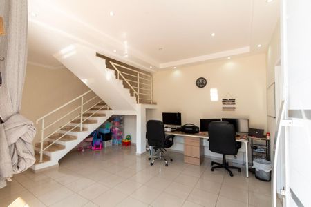 Casa para alugar com 210m², 3 quartos e 4 vagas Casa para alugar com 210m², 3 quartos e 4 vagasSala Entrada