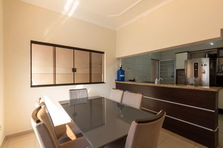 Casa para alugar com 210m², 3 quartos e 4 vagas Casa para alugar com 210m², 3 quartos e 4 vagasCozinha