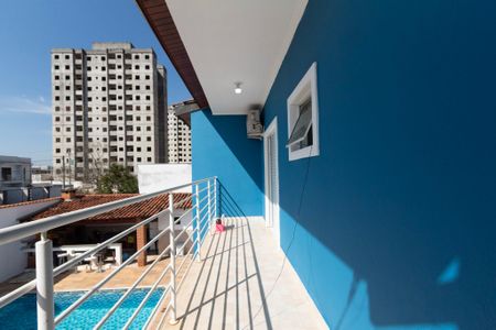 Casa para alugar com 210m², 3 quartos e 4 vagas Casa para alugar com 210m², 3 quartos e 4 vagasVaranda Suíte