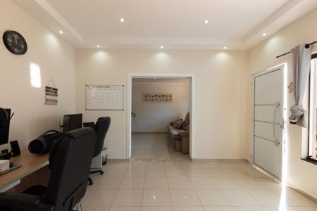 Casa para alugar com 210m², 3 quartos e 4 vagas Casa para alugar com 210m², 3 quartos e 4 vagasSala Entrada