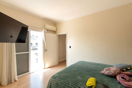 Casa para alugar com 210m², 3 quartos e 4 vagas Casa para alugar com 210m², 3 quartos e 4 vagasSuíte