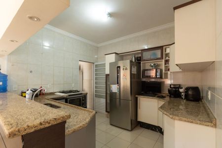 Casa para alugar com 210m², 3 quartos e 4 vagas Casa para alugar com 210m², 3 quartos e 4 vagasCozinha