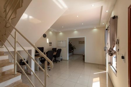 Sala Entrada  de casa para alugar com 3 quartos, 210m² em Jardim Betania, Sorocaba