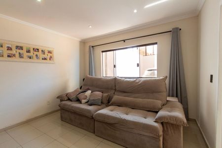 Casa para alugar com 210m², 3 quartos e 4 vagas Casa para alugar com 210m², 3 quartos e 4 vagasSala Tv