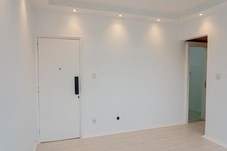 Apartamento para alugar com 60m², 2 quartos e sem vaga