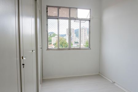 Apartamento para alugar com 60m², 2 quartos e sem vaga