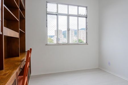 Apartamento para alugar com 60m², 2 quartos e sem vaga