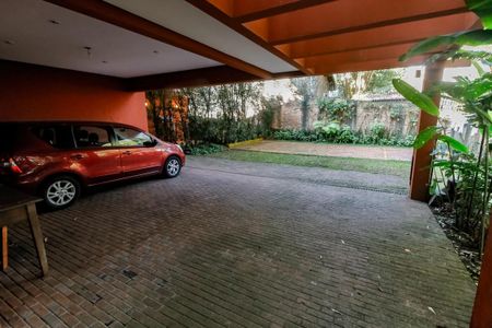 Garagem de casa à venda com 5 quartos, 2000m² em Fazenda Morumbi, São Paulo