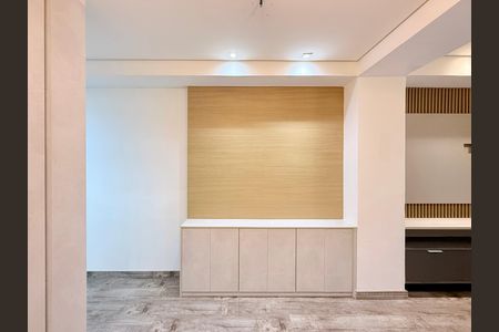 Quarto de apartamento à venda com 1 quarto, 47m² em Santo Amaro, São Paulo