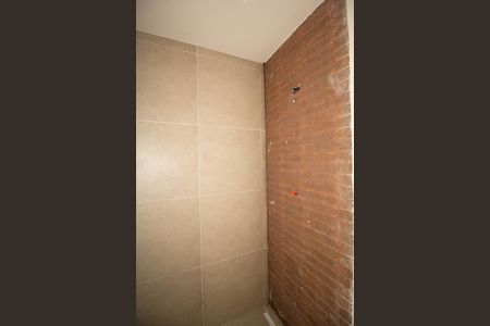 Banheiro Social de casa à venda com 2 quartos, 120m² em Vila Jaraguá, São Paulo