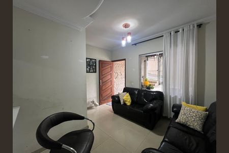 Sala de casa à venda com 2 quartos, 90m² em Serrano, Belo Horizonte