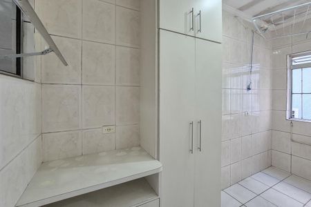 Apartamento à venda com 72m², 2 quartos e 1 vagaÁrea de Serviço