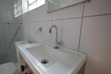 Banheiro de casa para alugar com 1 quarto, 50m² em Jardim Milena, Santo André