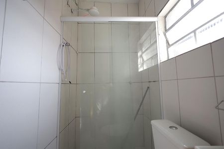 Casa para alugar com 50m², 1 quarto e sem vaga Casa para alugar com 50m², 1 quarto e sem vagaBanheiro