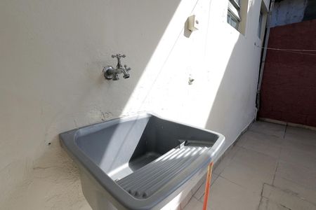 Casa para alugar com 50m², 1 quarto e sem vaga Casa para alugar com 50m², 1 quarto e sem vagaÁrea de Serviço e Quintal